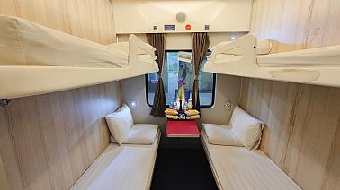 Overnight Train from Hanoi to Da Nang