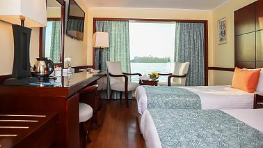 MS Amwaj Livingstone