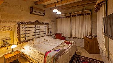 Mithra Cave Hotel