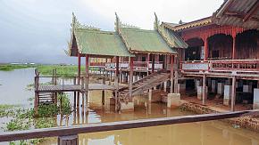 Nga Phe Chaung Monastery