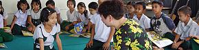 Visita a una Escuela de Myanmar
