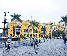 Plaza San Martín, Lima