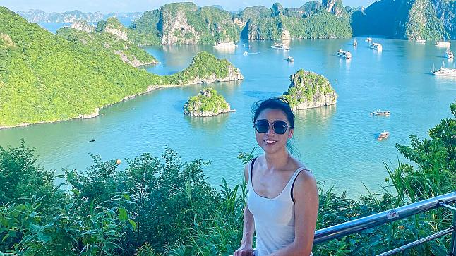 Shirley Visits the Halong Bay, Vietnam