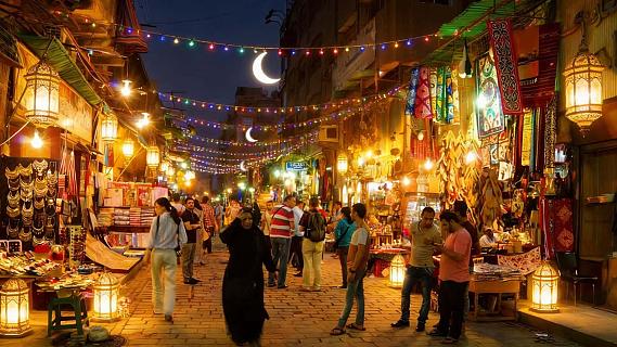 Street View in Egypt During Ramadan