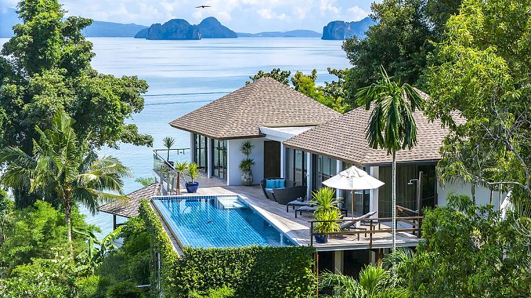 Beachfront Villa