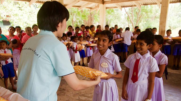 Visita a una Escuela de Sri Lanka