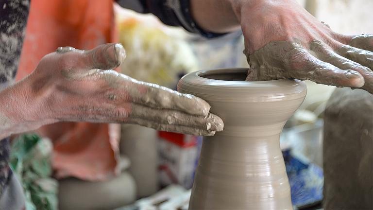 Make Moroccan Pottery