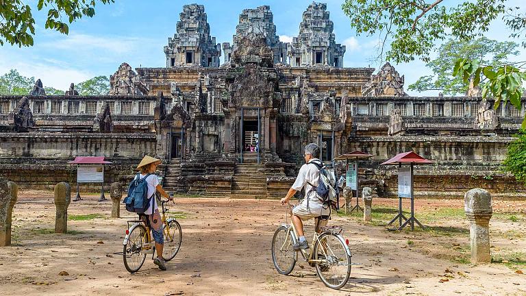 Angkor Temple-Hopping by Bicycle 