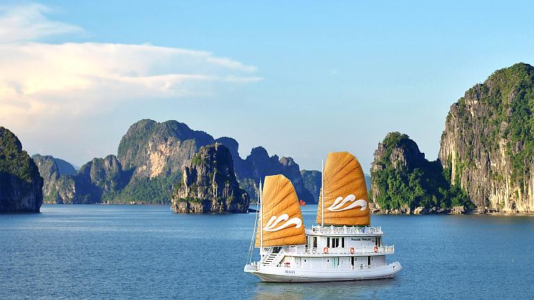 Private Halong Bay Cruise