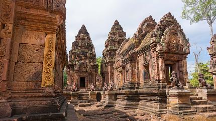 Les Temples de Banteay Srei