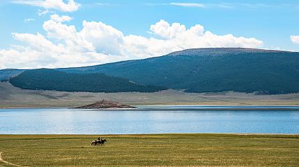 Terkhiin Tsagaan Lake