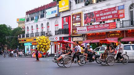 Rickshaw Ride Tour at Old Quarter, Hanoi 
