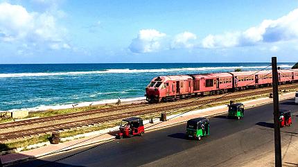 Train Journey Along the Coastline, Colombo