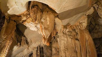 Tham Jang Caves, Vang Vieng