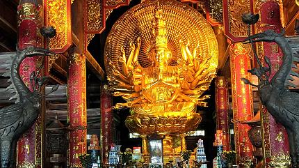 Bai Dinh Pagoda, Ninh Binh