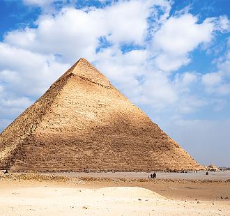 Fun Fact: Pyramid head is still the tallest character! : r