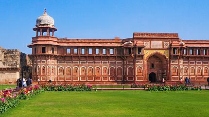 Fuerte Rojo, Agra