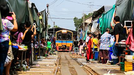 Maeklong Railway Market