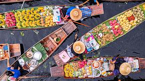 Floating Market