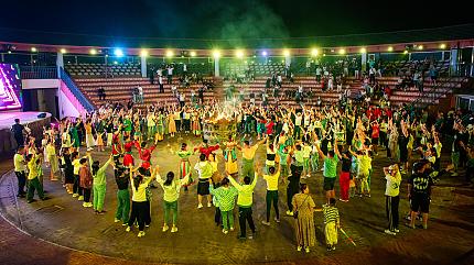 Campfire Gathering, Huitengxile Grassland