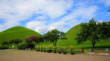 Daereungwon Tumuli Park, Gyeongju