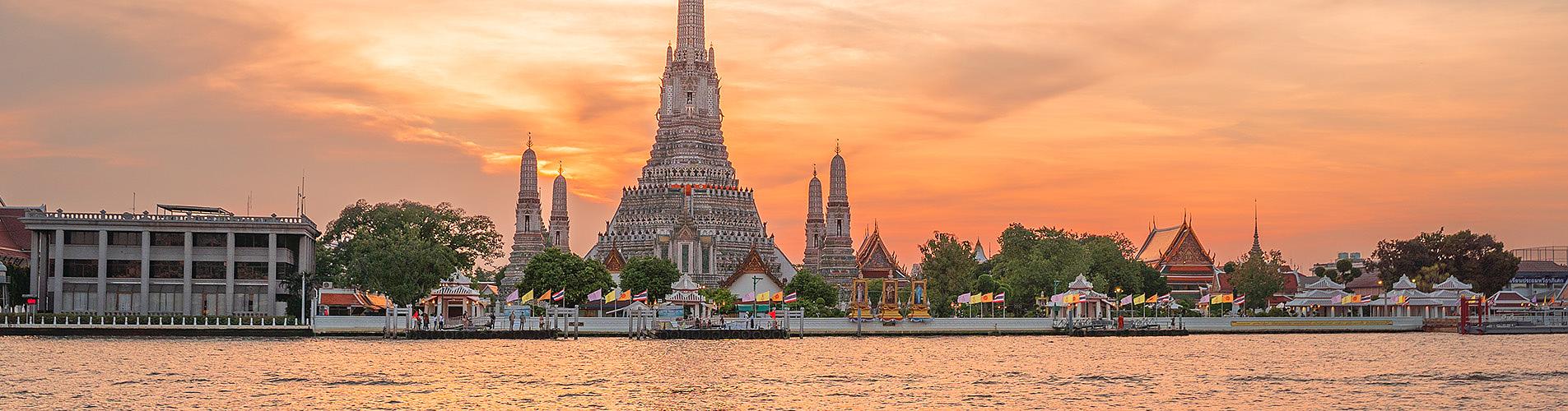Wat Arun Temple in Bangkok, Thailand