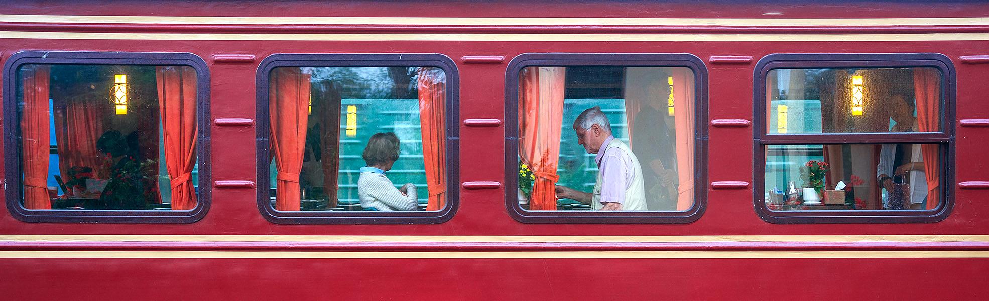 Vietnam Luxury Train Tour