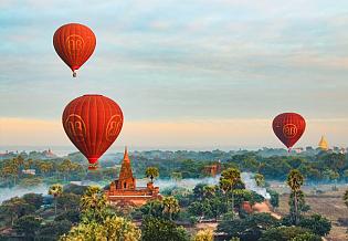 Hot Air Balloon over Bagan