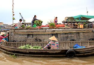 Cai Rang Floating Market 