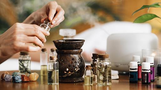 Ayurveda Massage With Aromatic Oil