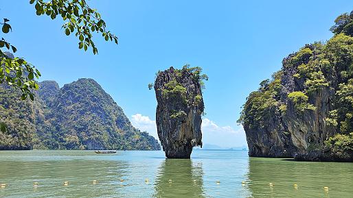 James Bond Island