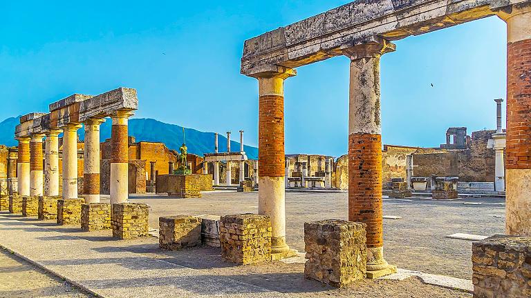 Pompeii, Sorrento