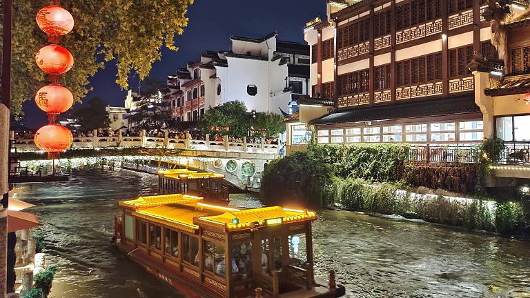 Qinhuai River Night Cruise, Nanjing
