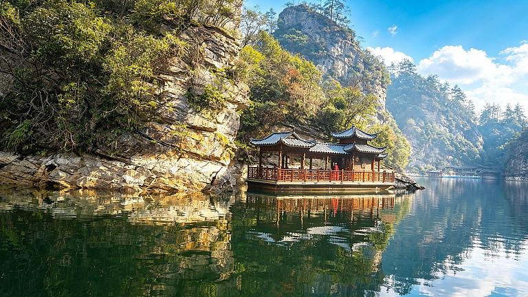 Baofeng Lake Boat Ride