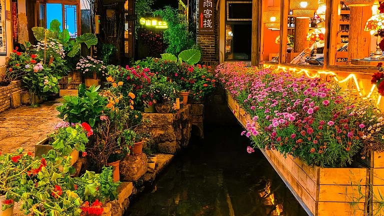 A corner of Lijiang Ancient Town