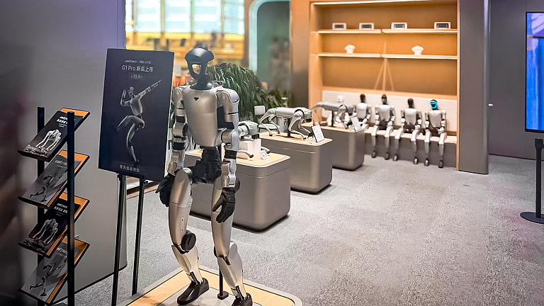 Humanoid Robots, Shanghai