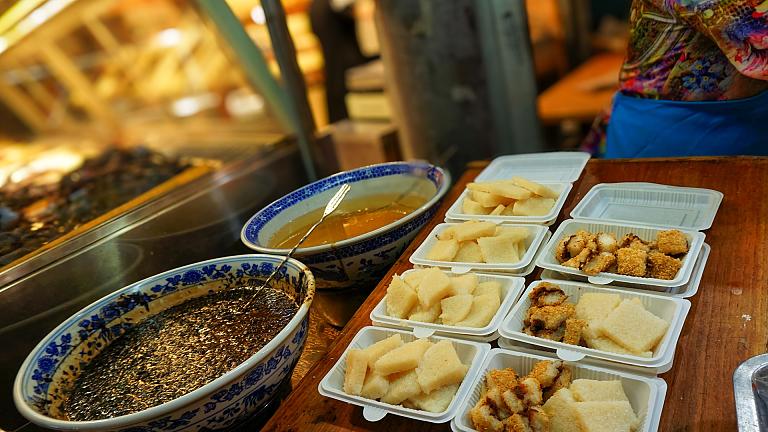 Food Discovery in Muslim Quarter